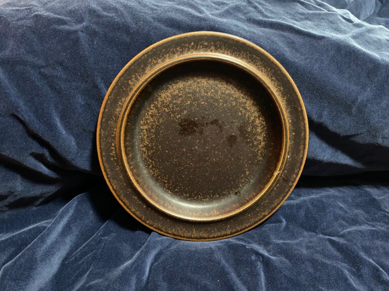 Brown ceramic stoneware glazed dish (no brand or maker’s mark): 82 ppm Lead on the food surface.