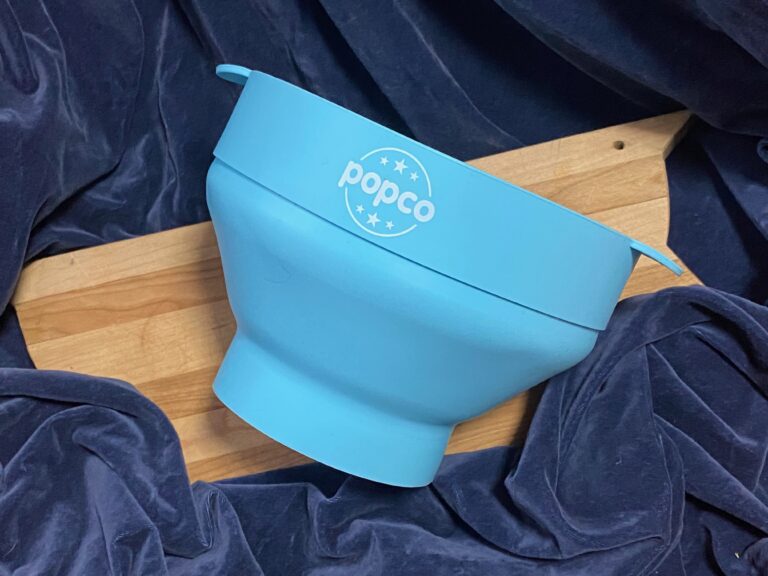 Popco blue silicone microwave popcorn popper: 17 ppm Cadmium (safe by all standards).