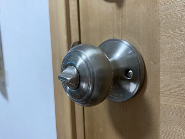 Tamara’s bedroom’s door knobs: 304 Stainless Steel (Lead-free of course!) – c. 2009